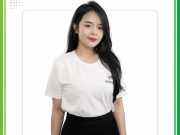 Mẫu áo thun đồng phục Mochi màu trắng