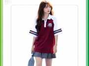 Mẫu đồng phục áo lớp KIND thể thao màu đỏ đô