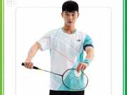 Mẫu áo thể thao cầu lông trắng phối xanh