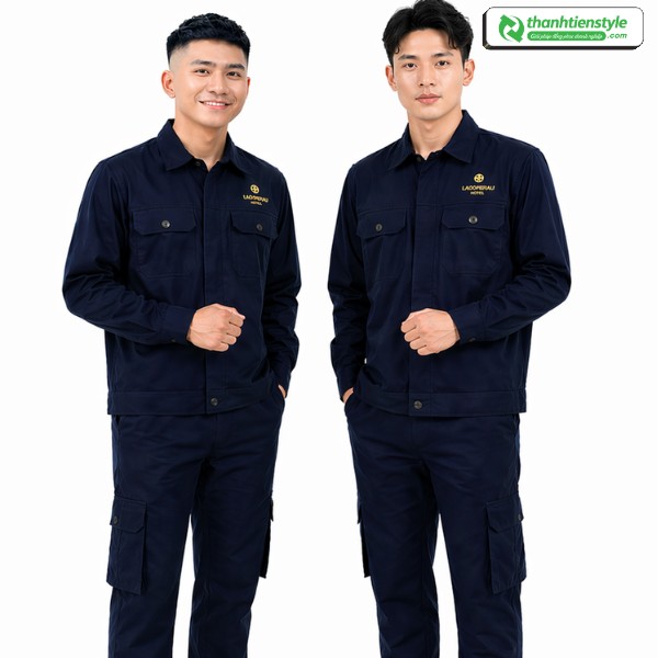 mau-dong-phuc-ky-su-khach-san-xanh-navy-2