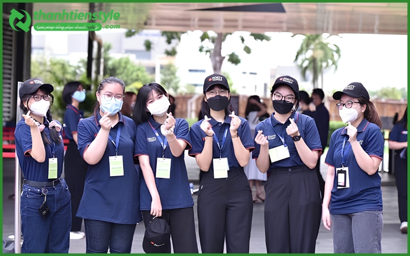dong-phuc-sinh-vien-truong-dh-rmit