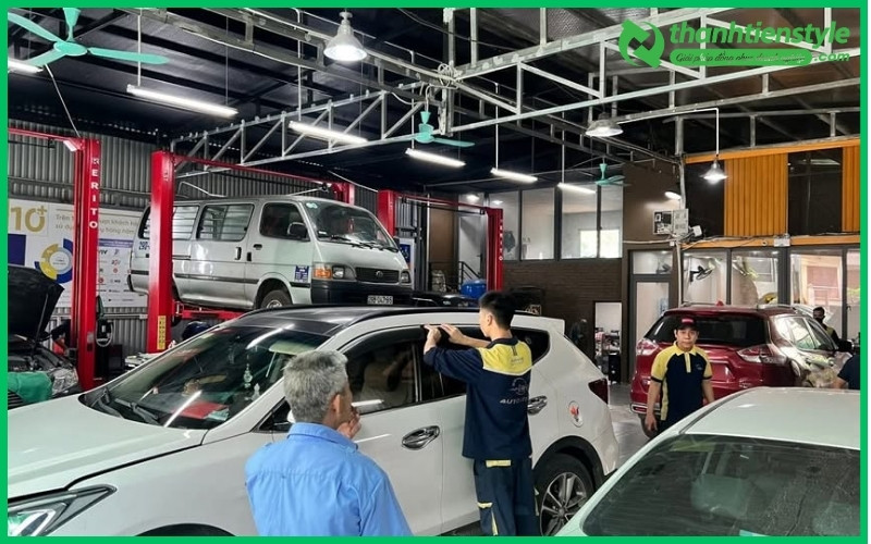 dong-phuc-auto-i-tech-garage