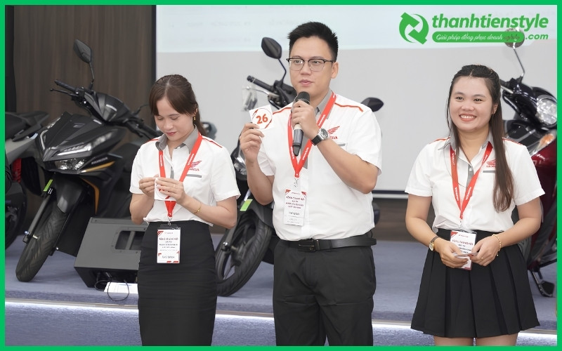 dong-phuc-trung-tam-bao-duong-honda