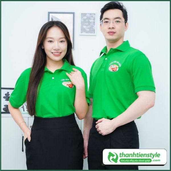 mau-ao-co-be-dong-phuc-quan-an-lich-su-sang-trong-cho-nha-hang