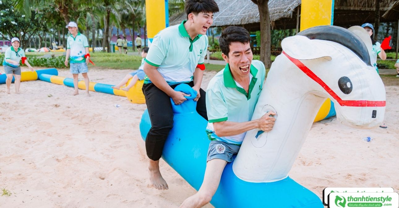 bung-no-nhiet-huyet-qua-cac-thu-thach-teambuilding-10