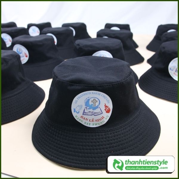 non-dong-phuc-1