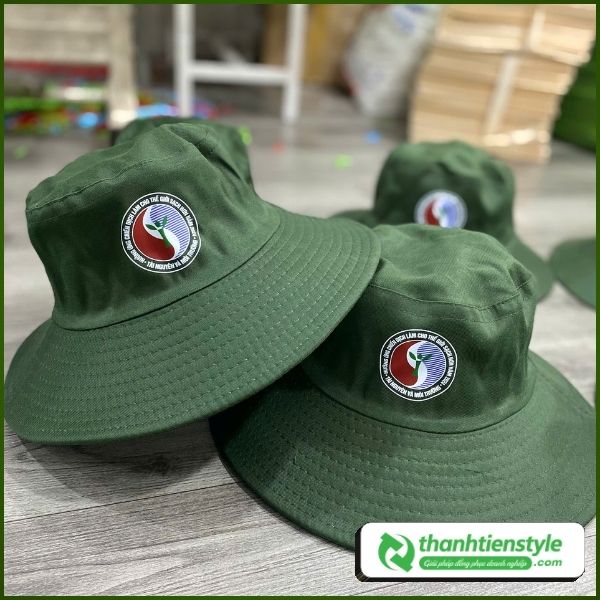 non-dong-phuc-2