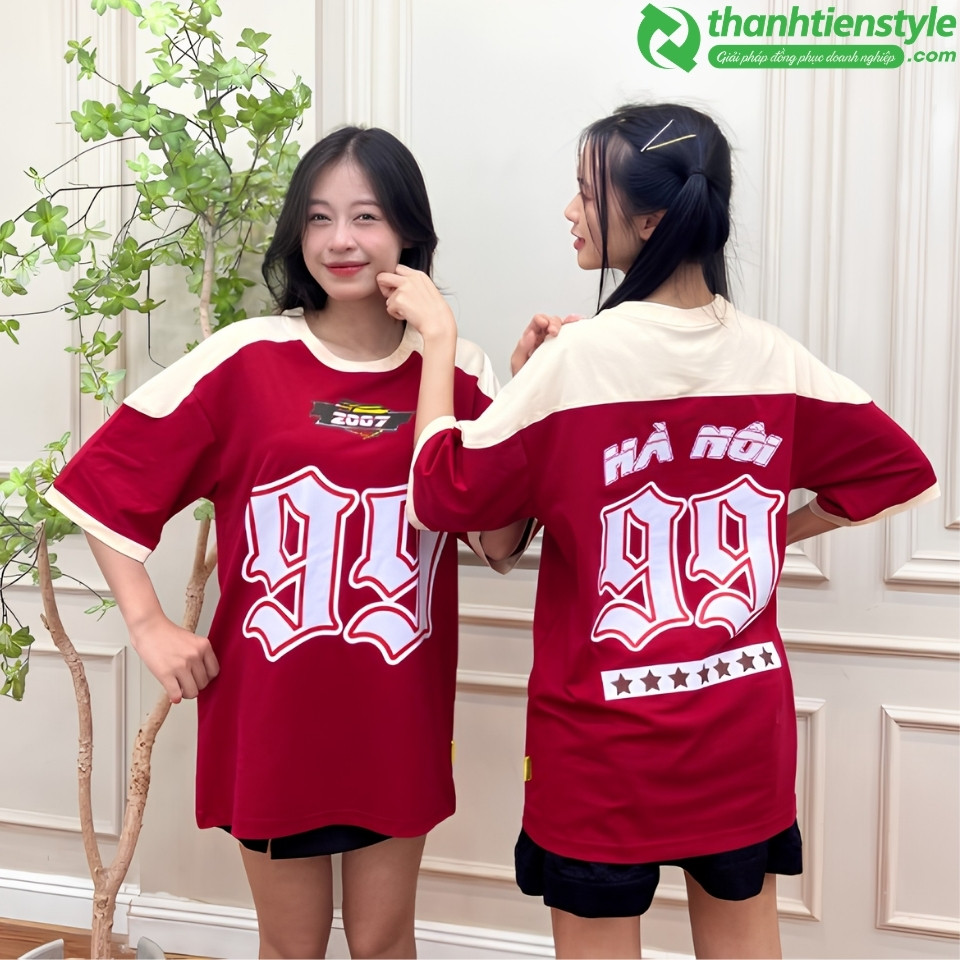 ao-phong-lop-phoi-mau-than-va-tay-ao-rieng-biet-noi-bat-2