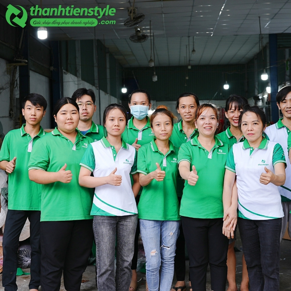 xuong-san-xuat-dong-phuc-ao-thun-co-co-thanh-tien-style-1
