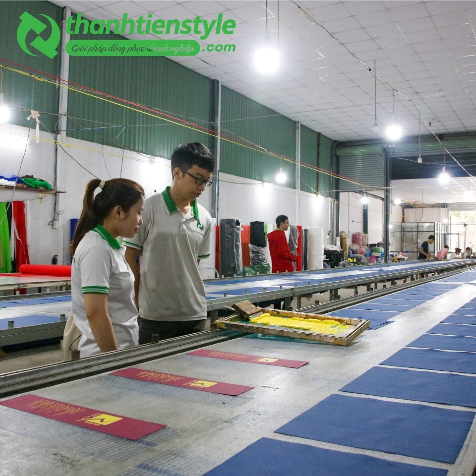 xuong-may-dong-phuc-tai-thanh-tien-style-3