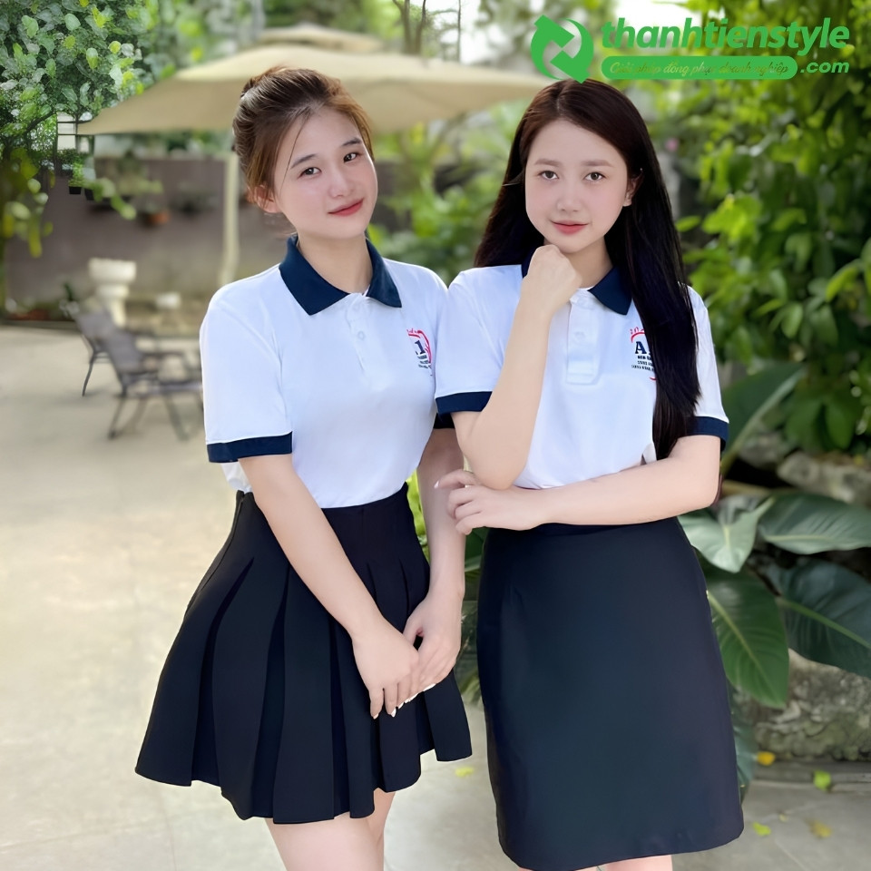 dong-phuc-hop-lop-mau-trang-1