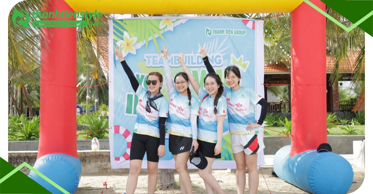 ao-dong-phuc-team-building-luu-giu-nhung-ky-niem-thanh-xuan-tuyet-voi